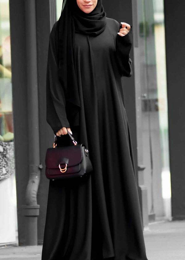 MADISON ABAYA IN BLACK WITH POCKETS